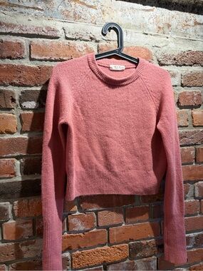 One Grey Day - Pink 100% Cashmkre Crewneck Sweater